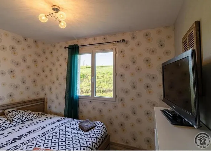 Le Champ Du Baron بيت للعطل *