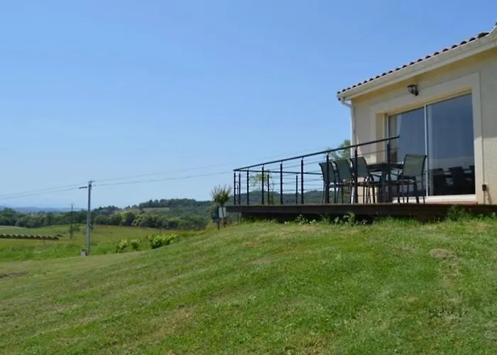 بيت للعطل Le Champ Du Baron Fabas