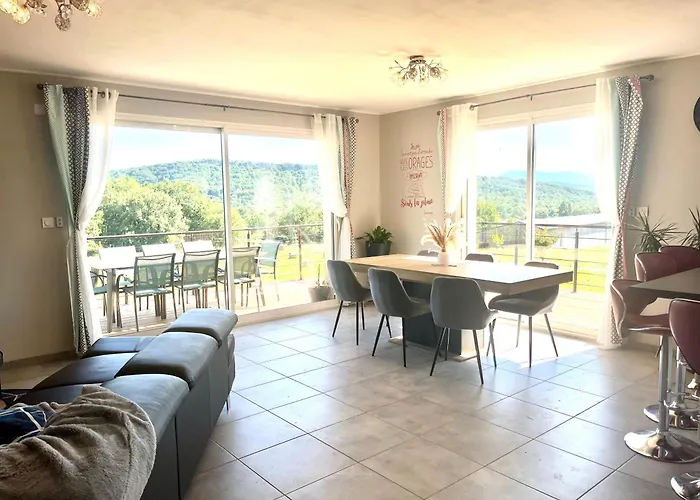 بيت للعطل Le Champ Du Baron